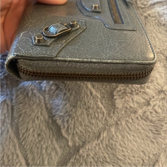 Balenciaga Gray Leather Zipper Long Wallet - Picture 6 of 9